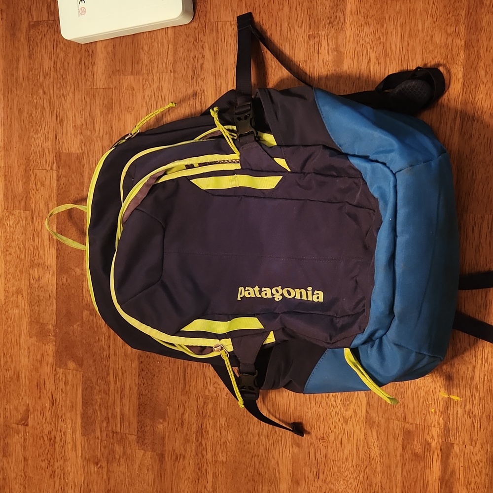Patagonia Backpack refugio 28 liter daypack blue teal green